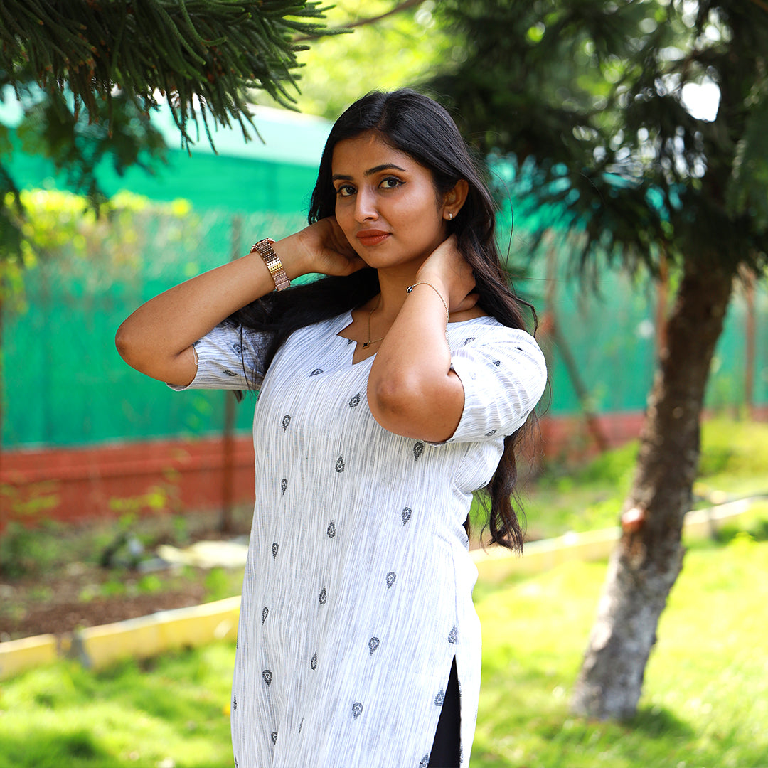 Cotton Dye & Dye Bindi Butta kurta
