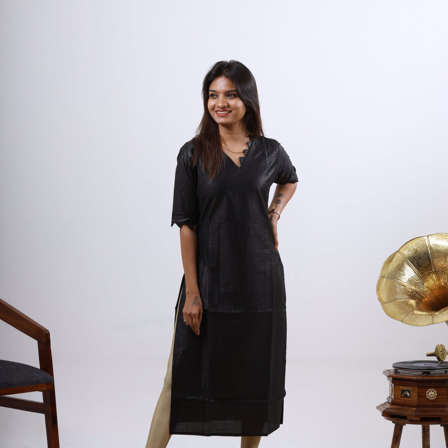 Falling Silk Diamond Butta (Dupatta Chanderi Jacquard)Top and dupatta