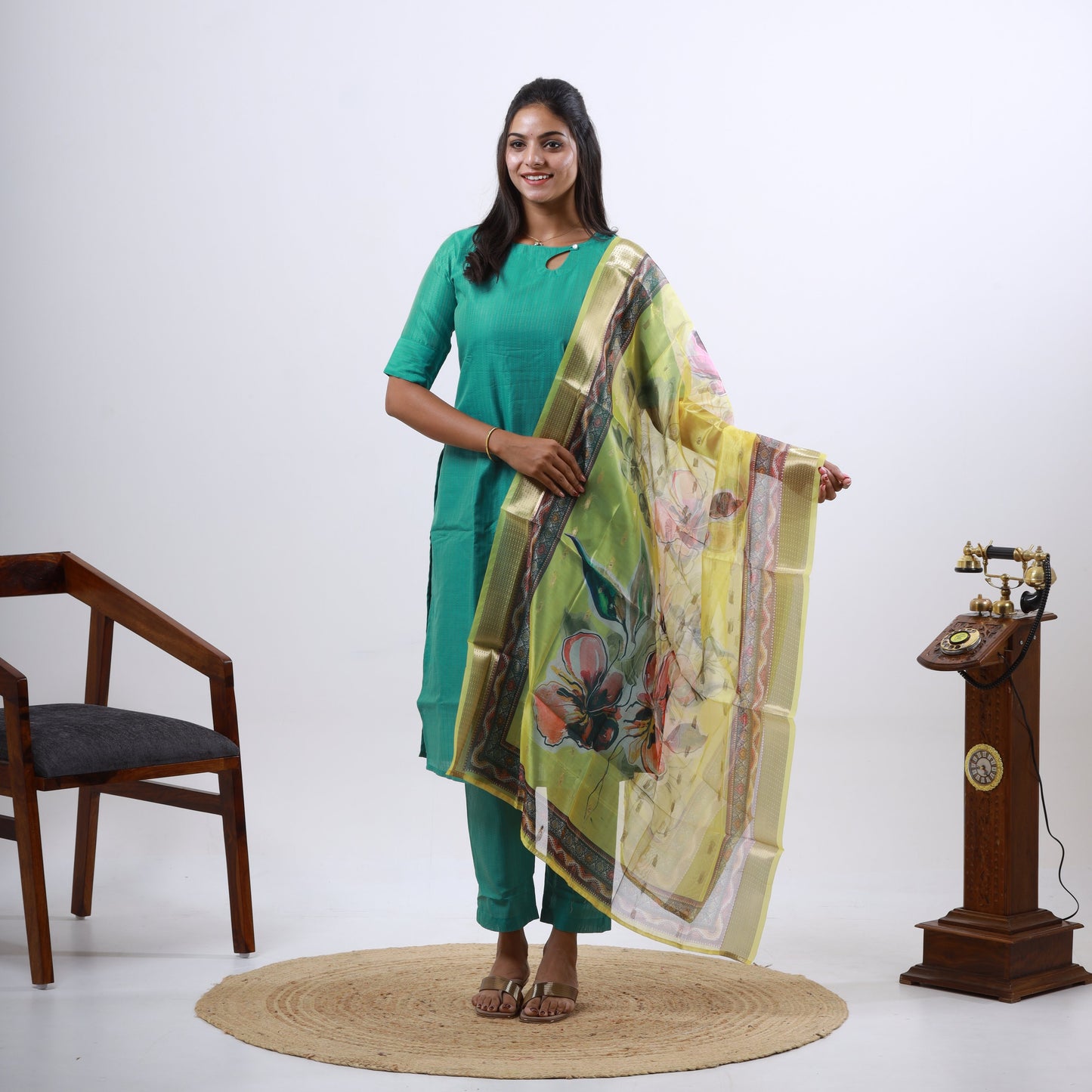Tussar Silk Zari Muthu Stripes Organza Dupatta