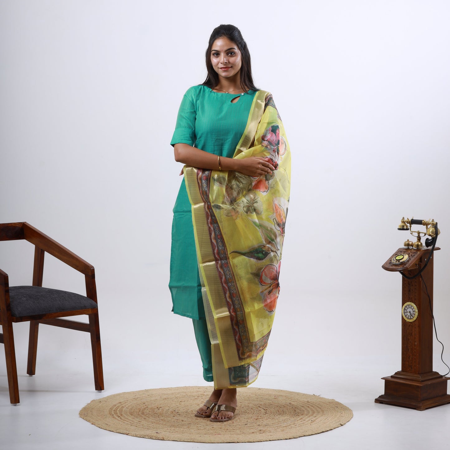 Tussar Silk Zari Muthu Stripes Organza Dupatta