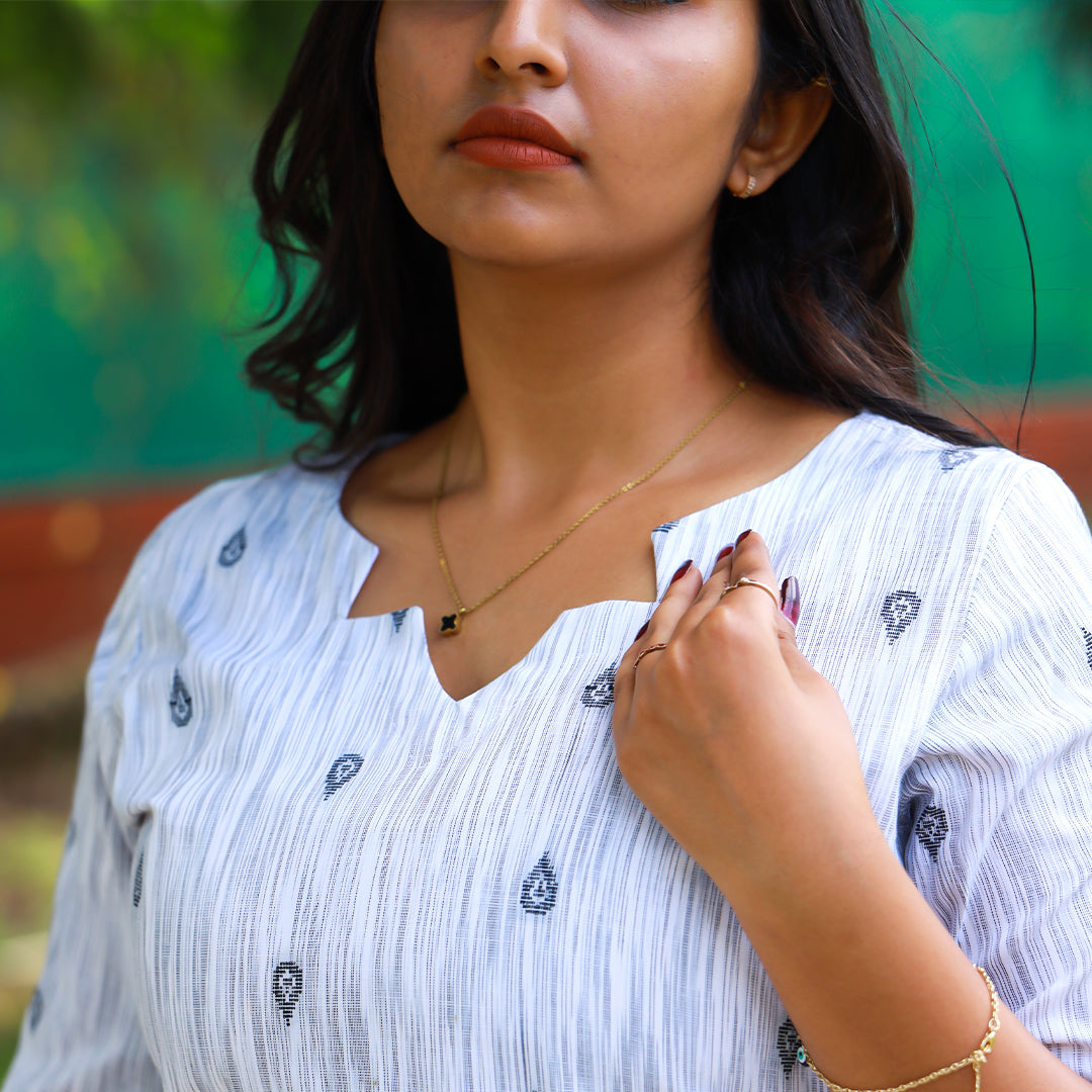 Cotton Dye & Dye Bindi Butta kurta