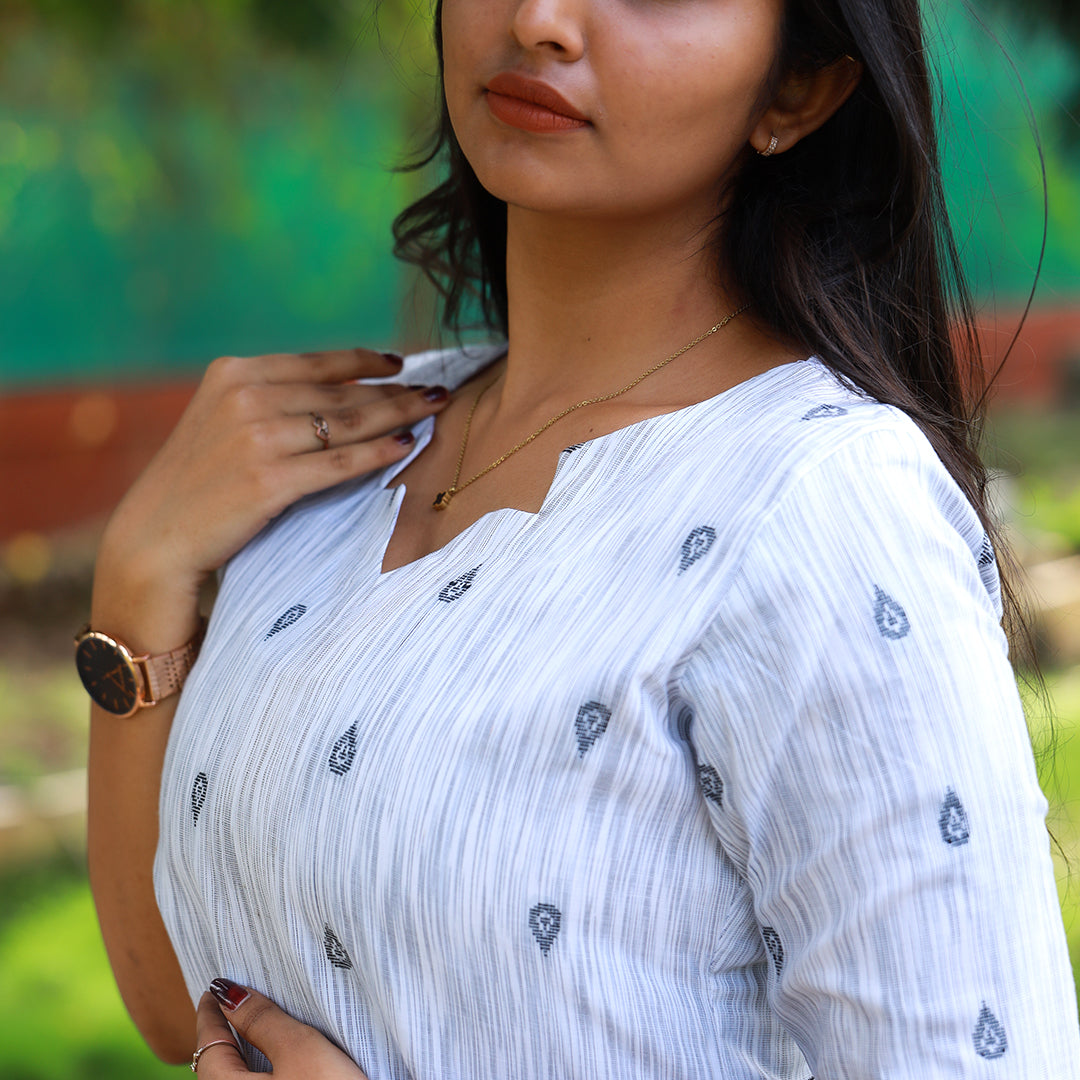 Cotton Dye & Dye Bindi Butta kurta