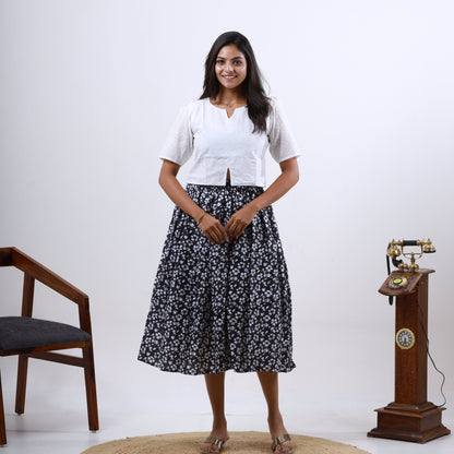 Cotton Hakoba White top black skirt
