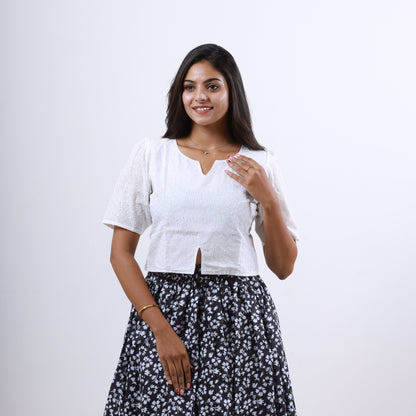 Cotton Hakoba White top black skirt