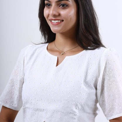 Cotton Hakoba White top black skirt