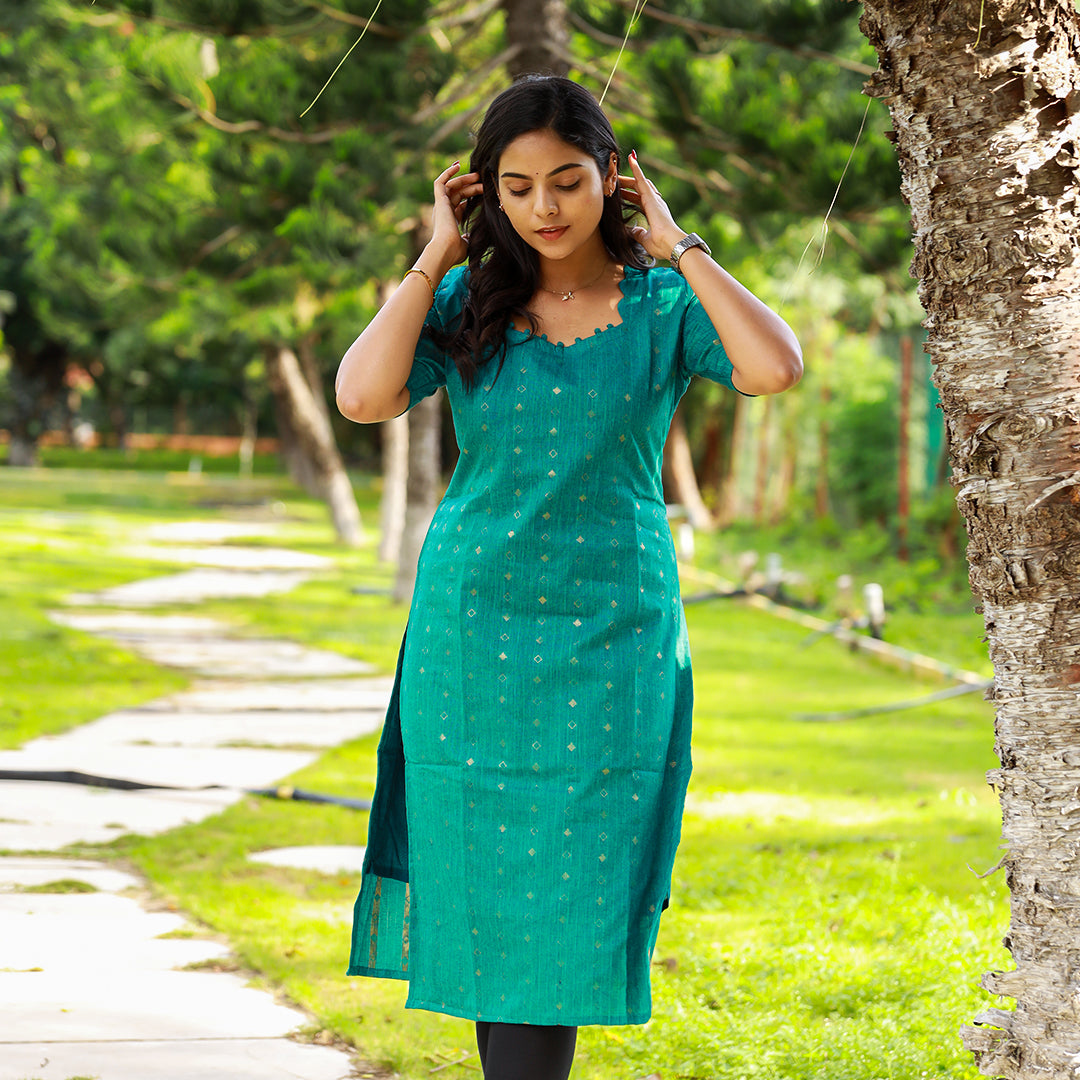 Cotton Diamond Zari Stripes kurta